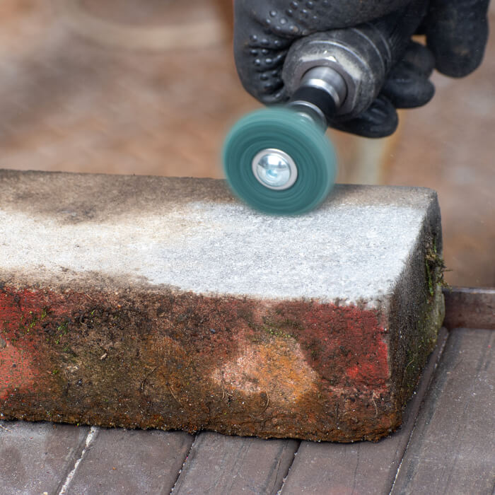 Reinigungsscheibe am Schaft HERMAN FWK-20/S Dragon Green Schleifmittel: STRIP-IT + Korund