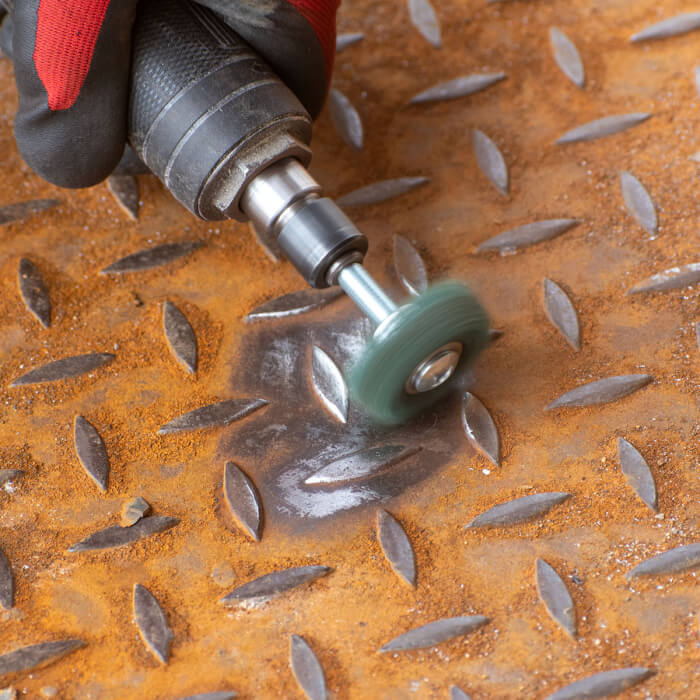 Reinigungsscheibe am Schaft HERMAN FWK-20/S Dragon Green Schleifmittel: STRIP-IT + Korund