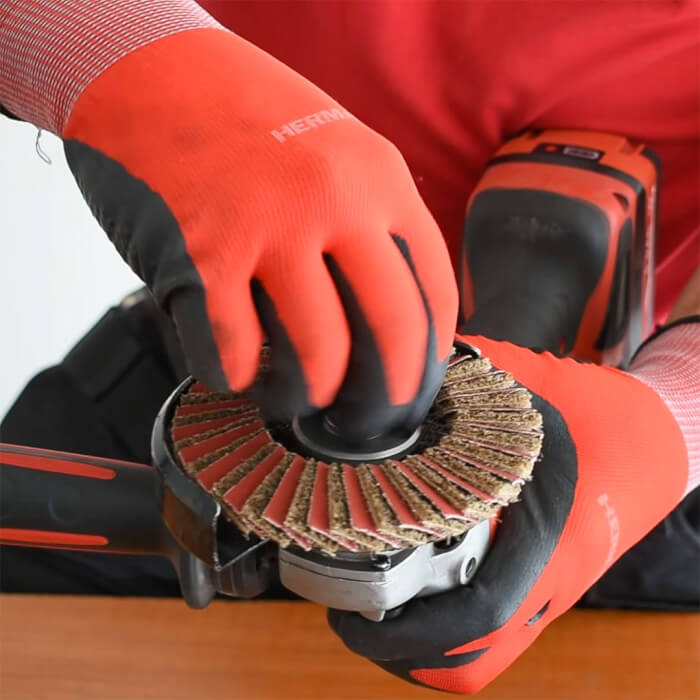 Kombinierte Lamellenscheibe HERMAN LWX-10 Area CerTex Ceramic + Non-woven für Edelstahl