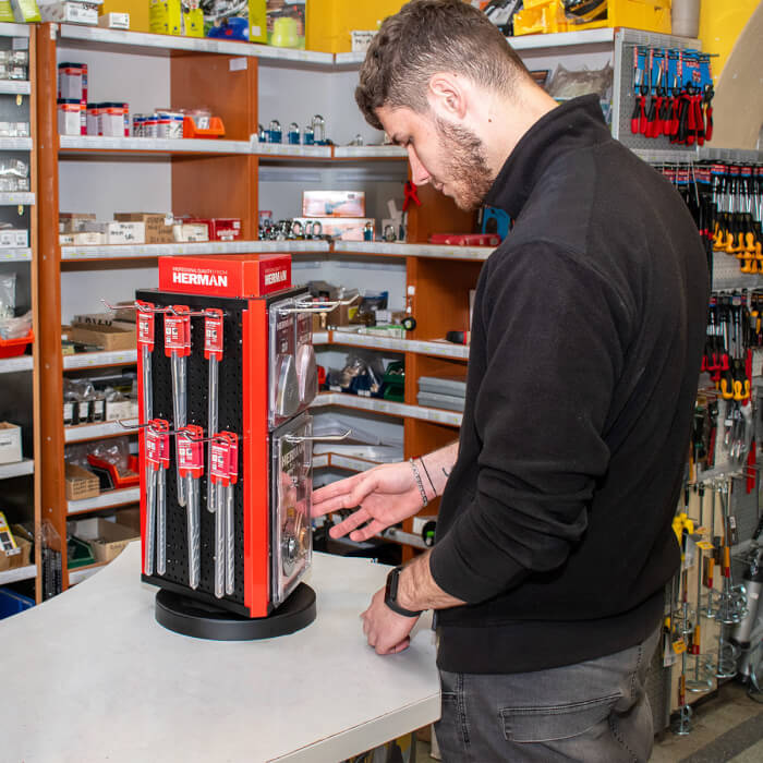 Kleiner drehbarer Ständer HERMAN Konfigurieren Sie Ihren eigenen kleinen drehbaren Zählerstand