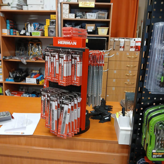 Kleiner drehbarer Ständer HERMAN Konfigurieren Sie Ihren eigenen kleinen drehbaren Zählerstand