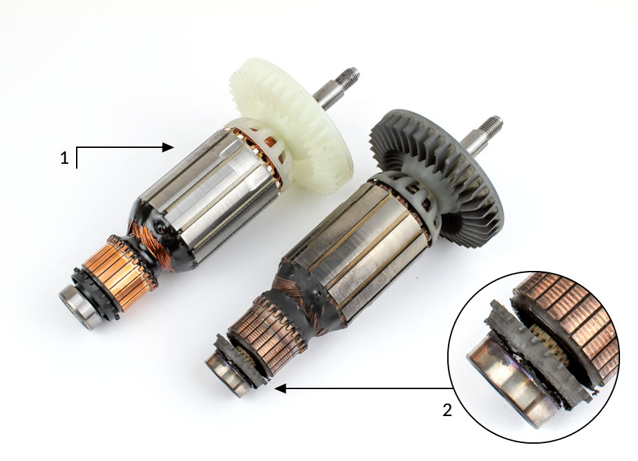 Neuer Rotor (1) und Rotor mit beschädigten Schaufeln (2)